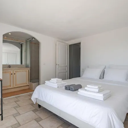 Lejlighed With Pool Near The Golf Course Sainte-Maxime