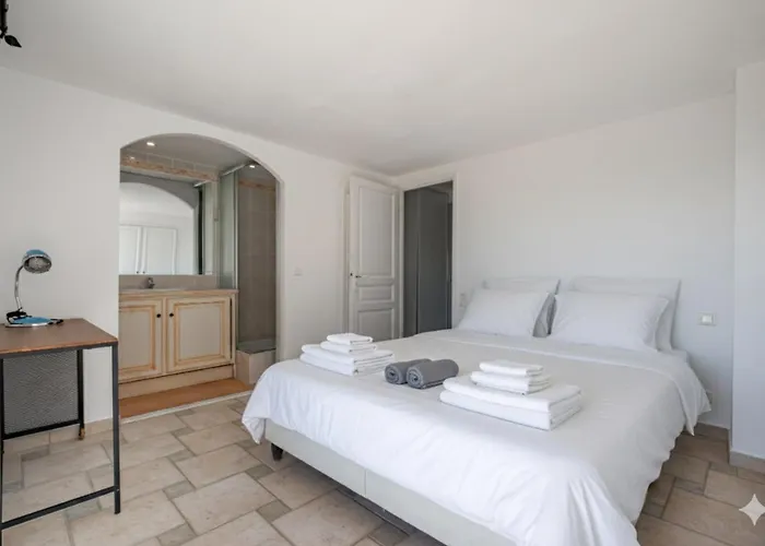 Апартаменты With Pool Near The Golf Course Сент-Максим